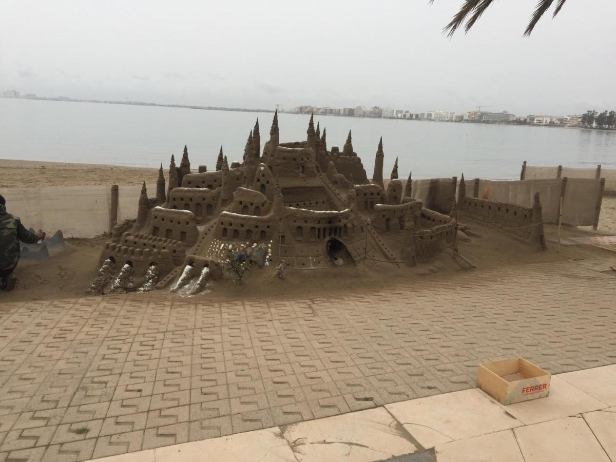 Appartement Standing 58M Plage A 3Mn En Voiture Росес Екстер'єр фото