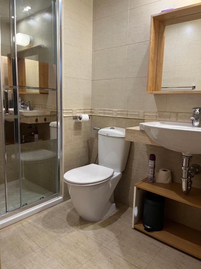 Appartement Standing 58M Plage A 3Mn En Voiture Росес Екстер'єр фото